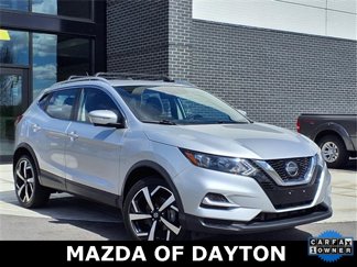 Used 2022 Nissan Rogue Sport SL image 1