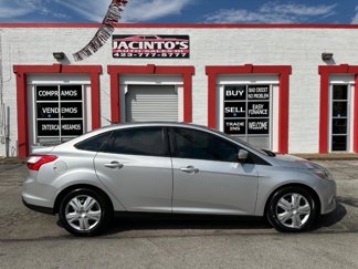 Used 2014 Ford Focus SE image 1
