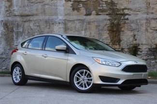 Used 2018 Ford Focus SE image 1