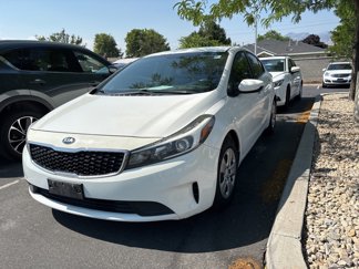 Used 2017 Kia Forte LX image 1