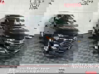Used 2023 Chevrolet Malibu LT image 1