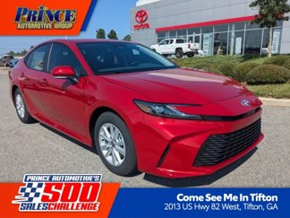 New 2025 Toyota Camry LE image 1