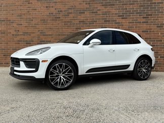 Used 2024 Porsche Macan image 1