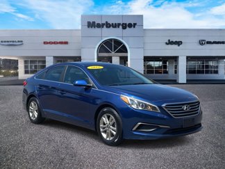 Used 2016 Hyundai Sonata SE image 1