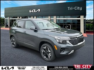 New 2025 Kia Seltos S image 1