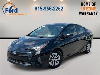 Used 2017 Toyota Prius Two image 1