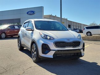 Used 2022 Kia Sportage LX image 1