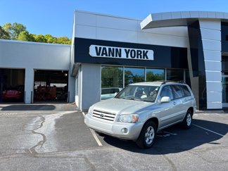 Used 2004 Toyota Highlander 2WD image 1