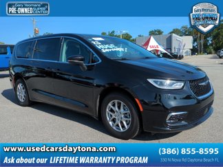 Used 2023 Chrysler Pacifica Touring-L image 1