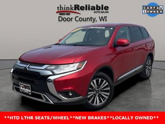 Used 2020 Mitsubishi Outlander SE image 1