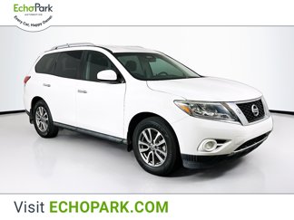 Used 2015 Nissan Pathfinder S image 1