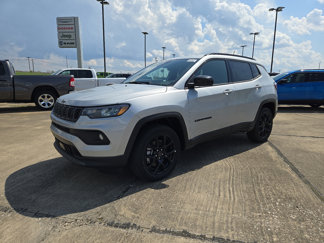 New 2025 Jeep Compass Latitude image 1