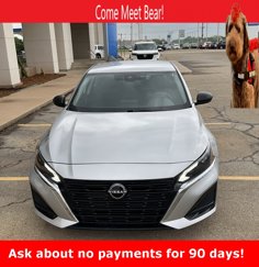 Used 2024 Nissan Altima 2.5 SV image 1