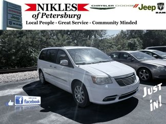 Used 2012 Chrysler Town & Country Touring-L w/ Entertainment Group #2 image 1