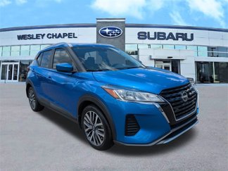 Used 2022 Nissan Kicks SV image 1