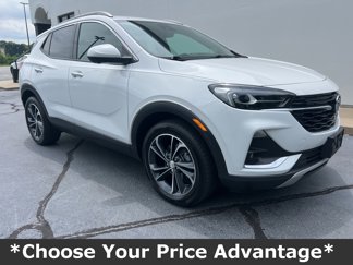 Used 2020 Buick Encore GX Essence w/ Advanced Technology Package image 1