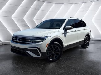 Used 2023 Volkswagen Tiguan SE image 1
