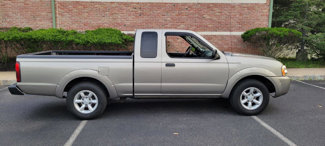 Used 2004 Nissan Frontier XE w/ (VTP) Value Truck Pkg image 1