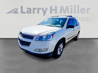 Used 2011 Chevrolet Traverse LS image 1