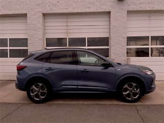 Used 2024 Ford Escape ST-Line image 1
