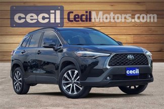 Used 2022 Toyota Corolla Cross XLE image 1