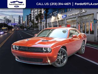 Used 2022 Dodge Challenger SXT w/ Blacktop Package image 1