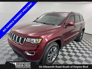 Used 2018 Jeep Grand Cherokee Laredo image 1