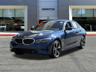 Used 2022 BMW 330e w/ Convenience Package image 1