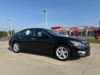 Used 2014 Nissan Altima 2.5 SV image 1