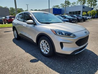 Certified 2020 Ford Escape SE image 1