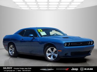 Used 2021 Dodge Challenger SXT image 1