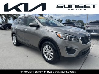 Used 2017 Kia Sorento LX image 1