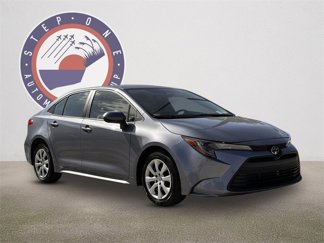 Used 2024 Toyota Corolla LE image 1