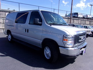 Used 2009 Ford E-150 and Econoline 150 image 1