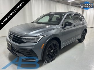 Used 2022 Volkswagen Tiguan SE R-Line image 1