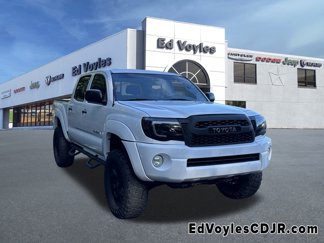 Used 2006 Toyota Tacoma PreRunner image 1