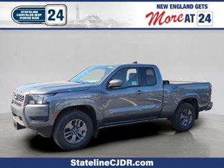 Used 2025 Nissan Frontier SV image 1