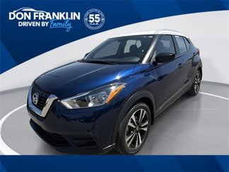 Used 2020 Nissan Kicks SV image 1