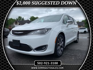 Used 2017 Chrysler Pacifica Limited image 1
