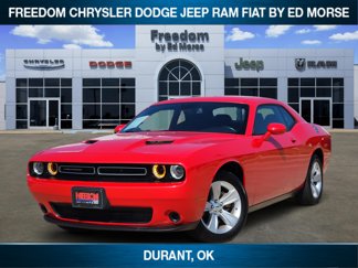Used 2023 Dodge Challenger SXT image 1