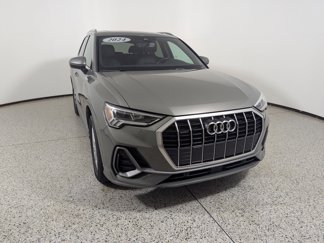Certified 2024 Audi Q3 2.0T Premium image 1