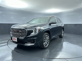 Used 2022 GMC Terrain Denali image 1