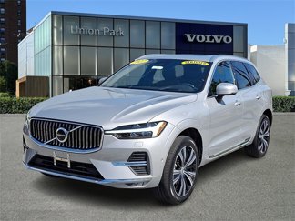 Used 2022 Volvo XC60 B5 Inscription image 1