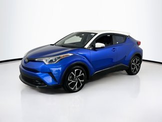 Used 2019 Toyota C-HR XLE image 1