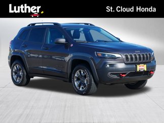 Used 2019 Jeep Cherokee Trailhawk w/ Cold Weather Group image 1