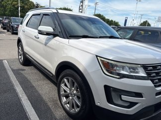 Used 2017 Ford Explorer Limited w/ Equipment Group 301A image 1