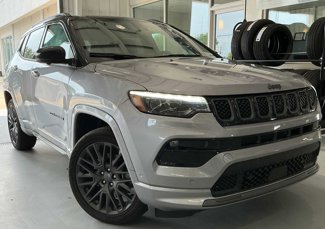 Used 2023 Jeep Compass High Altitude w/ Driver Assist Group I image 1