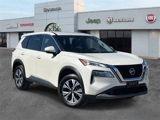 Used 2021 Nissan Rogue SV image 1