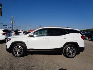 Used 2021 GMC Terrain SLT image 1