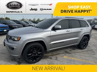 Used 2021 Jeep Grand Cherokee Laredo X image 1